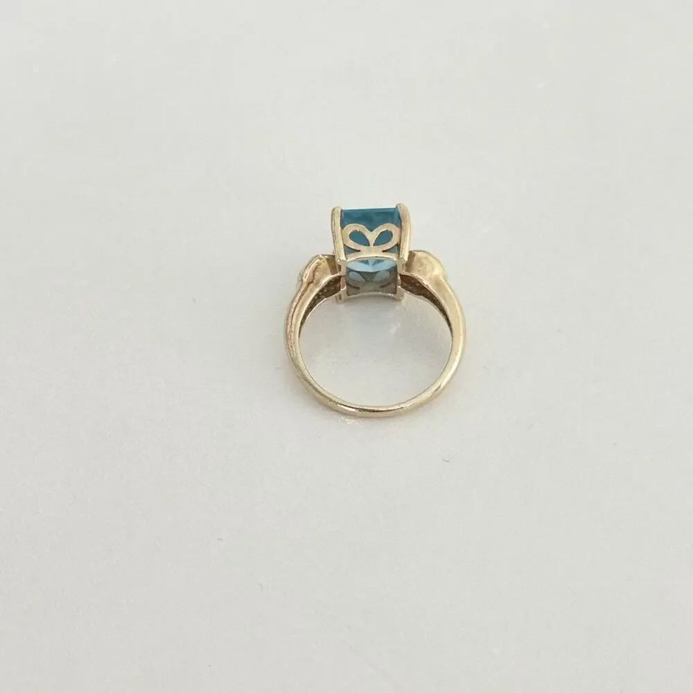 Cyde Duneier Designer 10K Yellow Gold Blue Topaz Emerald Cut Ring Size 6